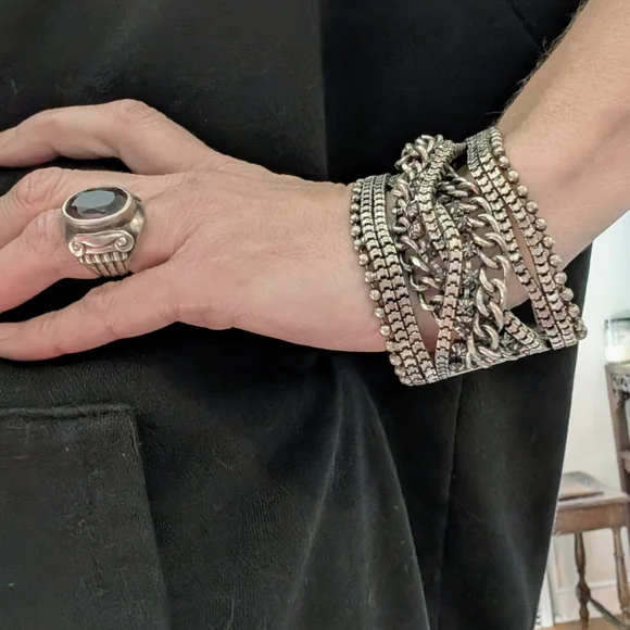 Vintage Y2K Multi-Chain Wide Silver Bracelet - Picture 4 of 6